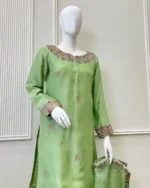 Green Resham Floral Embroidery And Dupatta - Image 2