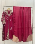 Hand-Embroidered Kurta with Contrast Applique Collar And Dupatta